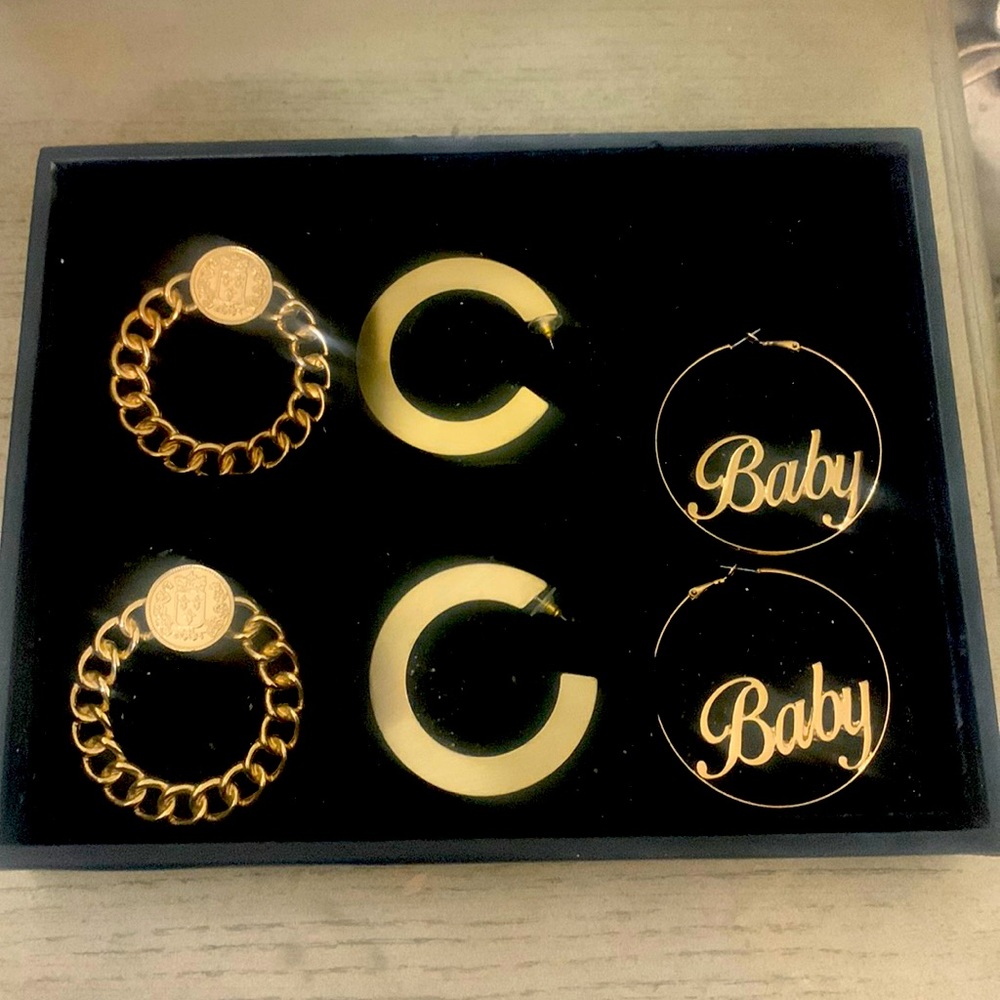 3 pairs of pre-loved gold earrings